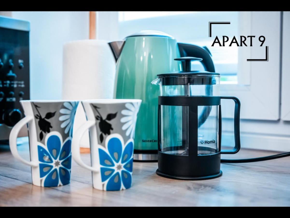 Apartment 9 *